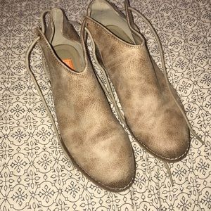 Rocket Dog Wrap Booties